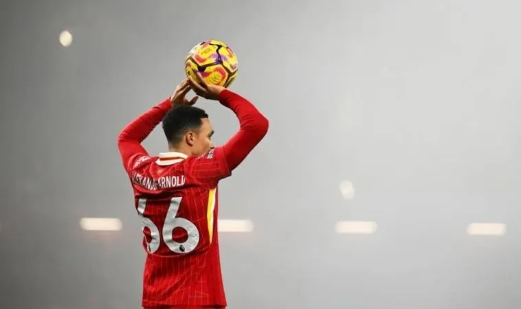 Luật Ném Biên Trong Bóng Đá